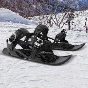 Crampons d'alpinisme Mini patins de ski courts bottes de snowboard planches de ski réglables adultes chaussures courtes lames de neige portables pour les sports de plein air d'hiver 231102