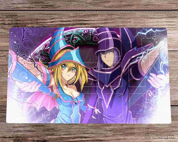 Tapis de souris Poignet Tapis de jeu Dark Magician Girl Mat Tapis de jeu de cartes à collectionner Tapis de souris en caoutchouc anti-dérapant Table Tapis de bureau Sac 60x35cm R230819