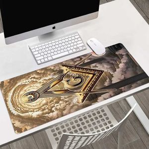 Tapis de souris Repose-poignets maçonnique Illuminati Art HD impression XXL tapis de souris Gamer accessoire chaud grand ordinateur verrouillage bord clavier tapis Anime dessin animé YQ231117