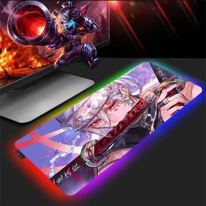 Muisblokken Polstaat Rust muiskussen Large Demon Slayer Rubber Toetsenbord Desk Bureau RGB Anime Backlit Gamer Girl MousePad XXL Cabinet Gaming Mat Mause Kawaii T230215