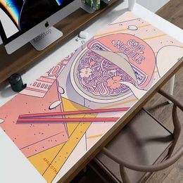 Muisblokken Polstoelen Roze Roze schattige mousepad Home Computertafel Grote pc -muiskussen Kawaii Getrokken noedels Keyboard Muse Muse Rug Desk Mat Office Accessories Y240419