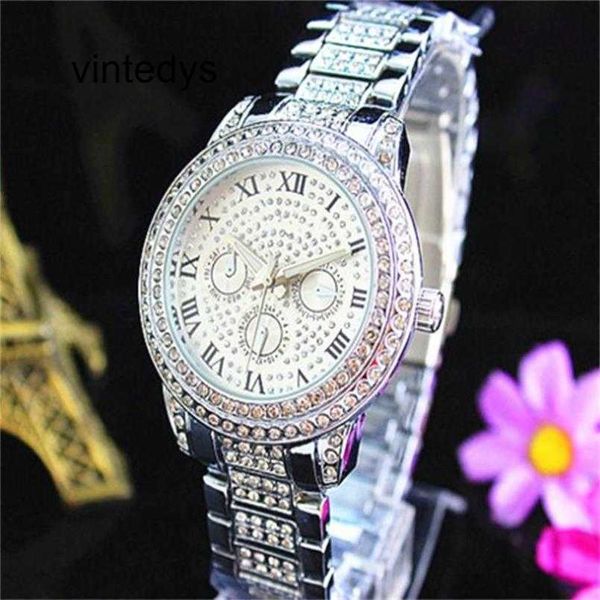 Montre à mouvement montres automatiques diamants faux yeux mécaniques femme