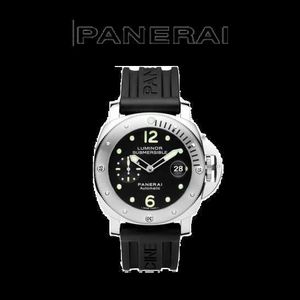 Bewegingspolhorloge Panerai Luminor -serie biedt een verscheidenheid aan populaire opties met een 44 mm diameter voor klok en horloge maken Mens Pam00024 roestvrij staal