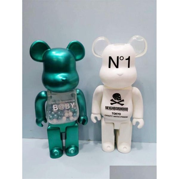 Jeux de films 400% 28cm Bearbrick Evade Colle Skl Figurines d'ours blanc et noir Jouet pour collectionneurs Art Work Modèle Décorations Enfants Drop de Dhgto