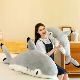 Películas TV Lave Toy Kawaii Shark Cat Toys Llughed Lindo Cat Shark Doll Hermoso Almohada de Animales Almohada Soft Cushion Funny Kids Girl Christmas Gift 240407