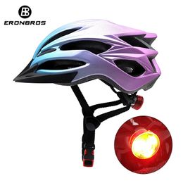 Casque de cyclisme pour VTT pour hommes et femmes intégrale des courses routières de vélo de montagne avec feu de soleil Visor Soleil Bicycle Helme 240422