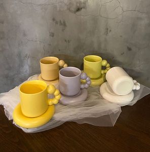 Ensemble de tasses Tasses et soucoupes de style Ins Tasse à café avec poignée Multi couleurs Prix d'usine Qualité de conception experte Dernier style Statut d'origine