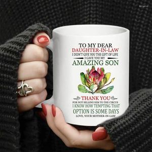 Tasses 11oz nouveauté café en céramique tasse drôle fille en droit cadeaux de la mère pour l'anniversaire de Noël jour de Thanksgiving