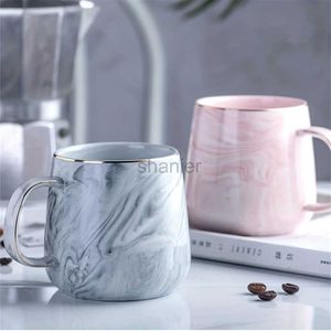 Tasses 1pc en céramique tasse café tasse petit déjeuner tasse de petit déjeuner nordique de style marbre de marbre tasse couple cadeau pour amis pour restaurant / cafés 240417