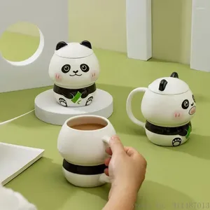 Mokken 1 st Creatieve Chinese Thee Cartoon Relief Panda Patroon Met Deksel Lepel Keramische Huishoudelijke Kantoorbenodigdheden Drinkware Koffiekopje