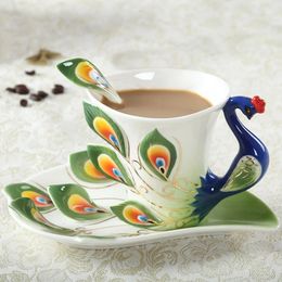 Tasses 200ml paon tasses à café avec soucoupe cuillère Hadmade 3D en céramique thé lait tasses ensemble petit déjeuner bouteille d'eau cadeaux d'amant de noël 231009