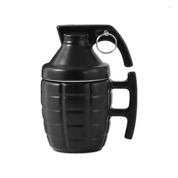 Tasses 2024 Été Dernier grenade créative personnalisée Mug Netflix Céramique en forme de café excentrique avec tasse de modélisation de couvercle