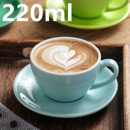 Mokken 220 ml Europese stijl Creative Ceramic Cup Porselein Koffie Kantoor Ontbijt Melk Mok Water Drinkware Groothandel 230817