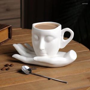 Tasses 260 ml pour visage en céramique tasse de café avec cuillère de personnage européen décor de tasse après-midi Camellia thé petit déjeuner lait
