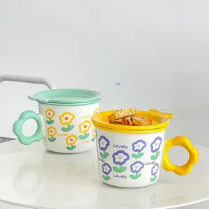 Tasses 280 ml coréenne de style coréen fleur céramique tasse de tasse de lait tasse à café avec une couverture pour les filles de bureau de famille couple drinkware 2024