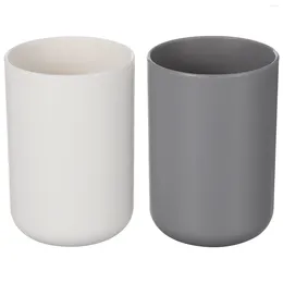 Mokken 2 stks plastic tandenborstel tumbler Cups creatieve Japanse stijl thuis badkamer (wit en grijs)