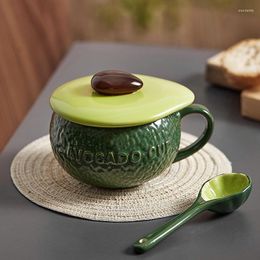 Tazas Taza de café de cerámica de 300ML con tapa y cuchara en forma de aguacate verde creativo desayuno leche avena taza microondas horno seguro