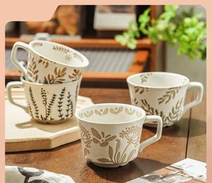 Mokken 330 ml eenvoudige Scandinavische keramische handgeschilderde mug tuin creatief gepersonaliseerde ruwe planten snijwerk koffie en theekop