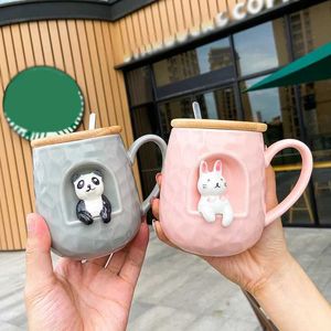 Mokken 3D Relief Ceramic Cup met sponsafdekking Gepersonaliseerde koffiekop spons Dier Firewall Dog Tea Cup J240428