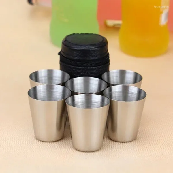 Canecas 4/6 pcs viagem ao ar livre prático copos de aço inoxidável conjunto óculos para vinho uísque copo portátil 30ml conjuntos de bebidas