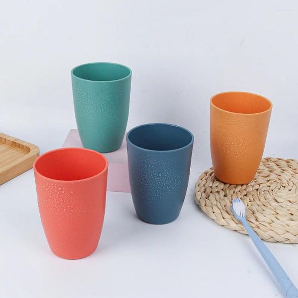 Tasses 4 pcs verres à boire tasse de lavage de bouche pour la maison tasses en plastique