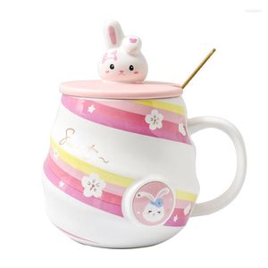 Tazas 450ML Tazas de café de cerámica Taza linda con tapa Cuchara de oro Novedad Mañana Leche Anime Té Regalo