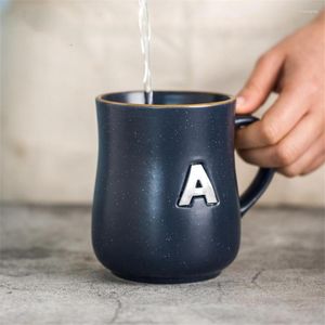 Tasses 470ML grande capacité tasse à eau café lait personnalisé bureau en céramique une lettre taille bleu foncé