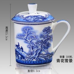 Tazas 500ml Estilo chino China de huesos Jingdezhen Copa de té de porcelana azul y blanca de la oficina Bebida de té de té 230815