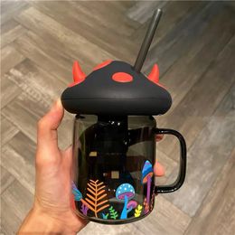 Tasses 525 ml petit diable chat noir tasse en verre avec paille Mason Jar Halloween champignon tasse bouteille d'eau Festival cadeau d'anniversaire 231130