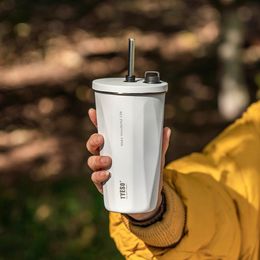 Mokken 600 ml roestvrijstalen thermoskan met intrekbaar rietje Lekvrije koffie thee Koude drankfles Auto thermosbeker Tumbler 230927