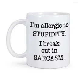 Tasses allergiques à la stupidité tasse drôle sarcastique taquin tasse à café 11 oz humour en céramique bureau à domicile thé au lait cadeau ami collègue