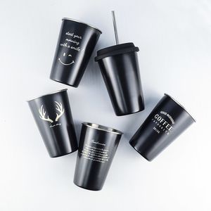 Tasses Tasse à café en acier inoxydable noir couvercle en silicone motif de lettre créative voyage Camping thé tasses à lait cadeau d'école de bureau à domicile 500 ml 221122