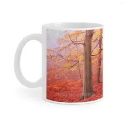 Mokken Burnham Beuken. November witte mok koffiekopje thee melkbekers verjaardagscadeau bos boom bomen herfst herfst