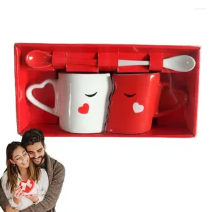 Tasses en céramique tasse de tasse de café 2 pcs couple à boire tasse de conception créative avec cuillères pour le lait de bois de thé à espresso à lait