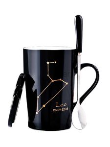 Mokken keramische mokken 12 sterrenbeelden Creatieve mokken met lepel deksel zwarte mok porselein zodiak melk koffiekap drinkwarekaren cadeau 240417