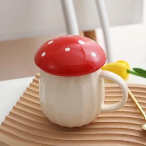 Tasses en céramique Chigle de champignon Belle tasse de tasse Café au lait avec une poignée ergonomique de couvercle pour le bureau à domicile