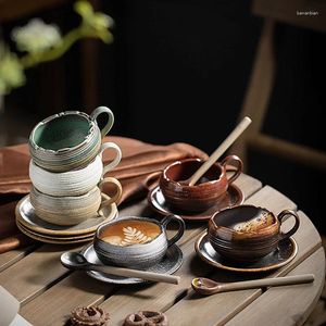 Tasses en céramique Retro Coffee tasses et soucoupes définissent la personnalité créative Kiln Change Mug Restaurant Latte Haute valeur Tirling