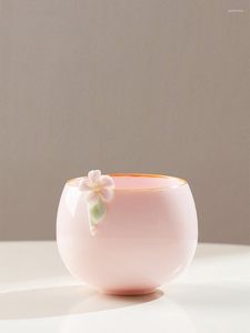 Tazas China Vintage Pure Hand-pressed Flower Hostess Cup Tea Set Pink White Kungfu Taza de cerámica Drinkware Regalos de boda