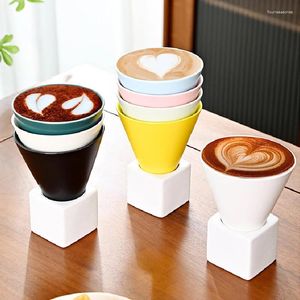 Tasses grossières en céramique espresso tasse de café créatif thé de lait créatif avec de base de bois rétro rouge boisson