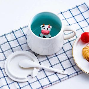 Tasses Creative en céramique tasse avec couverture cuillère mignonne femme potager butin petit petit déjeuner couple de café lait tasse de café