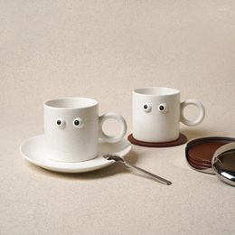 Tasses créatiques créatiques mignons tasse de café et assiette nordique accessoires décorarion nordique accessoires art à la main de tasse de tasse de tasse pour petite amie