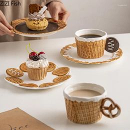 Tazas Taza de agua de galleta creativa Taza de cerámica linda Oficina Tarde Té Café Hogar Desayuno Leche Postre Plato Bebida Conjunto