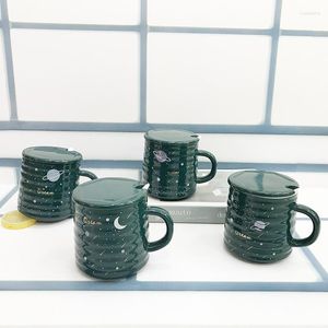 Tazas creativas de color verde oscuro con forma de luna/tierra, taza nórdica de tendencia para niños y niñas, té de café de cerámica con cuchara, leche para el desayuno