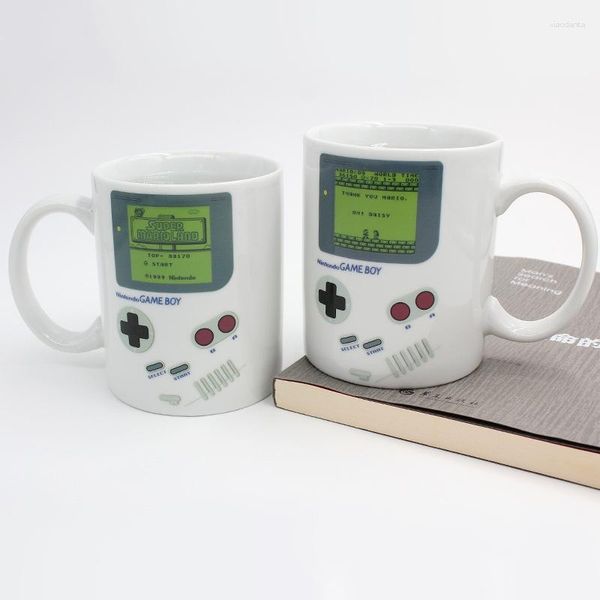 Tazas Máquina de juego creativa Taza mágica Divertida Gran capacidad Sensible al calor Café Té Temperatura Cambio de color Taza Regalos de cumpleaños