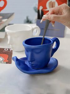 Mokken creatief geschenk beeldhouwkunst paar mok knappe keramische handgemaakte koffie hoog uiterlijk op het niveau van het niveau afternoon tea cup