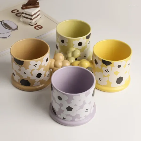 Tasses créatives tasse simple lait fleur en porcelaine de porcelaine beau couple à boire tasse de thé à tasse à thé en céramique tasse de vache