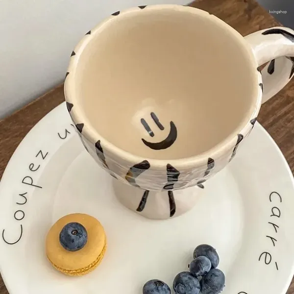 Tasses créatives en céramique peinte en céramique Café Milk Thé tasse de thé à la crème glacée Pinche à main Simple Fashion Trendy