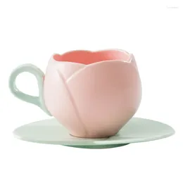 Tazas creativas tazas de café de cerámica en forma de tulipán con plato hecho a mano de flores irregulares taza de té de té de avena taza de desayuno