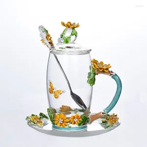 Mokken Creatieve Gele Daisy Emaille Kristallen Mok Theekopje Koffie Vlinder Geschilderde Bloem Waterbekers Helder glas met lepel