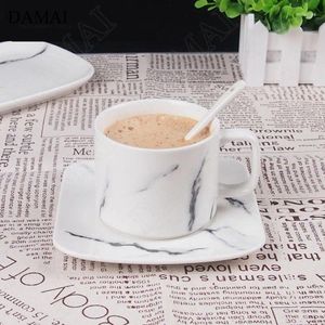 Mokken creativiteit marmeren textuur keramische Noordse kantoor bureaublad koffiekopjes met basislepel afternoon tea -tafelkleurige huizendecoratie